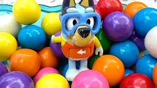 THE POOL - GUMBALLS - 30 minutes ‼️ Bluey toys pretend play