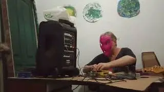 Alienígena psicodélico 