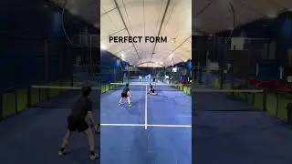 Why move your feet when you can twist #padellove #sport #padelespa&ntilde;a #padelmoments #padel #tapia