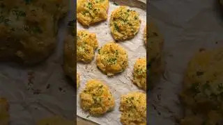 Cheddar Bay Biscuits!