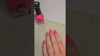 pink nail swatch with @sallyhansen polish 💕✨️ #nailinspo #pinknails #nailswatch #paintingmynails