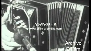 DiFilm - Ernesto Baffa tocando el bandoneon en San Telmo 1976