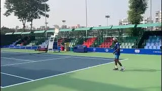 Gaurav Natekar hitting with Anand Amritraj