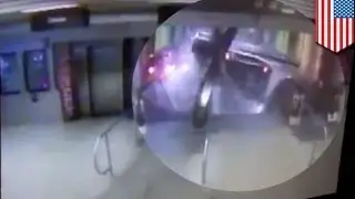 Сход поезда с рельсов в Чикаго: появилось новое видео, на котором машинистка говорит, что &laquo;заснула&raquo;