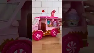Let&rsquo;s unbox the Yummiland Lipgloss Truck! 💄💕🍫 #asmr #shorts #numnoms