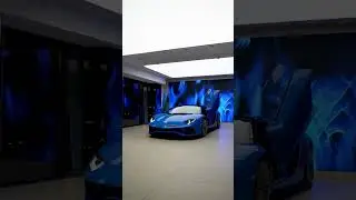 The Aventador LP 700&ndash;4 used Lamborghini's 700&nbsp;PS (690&nbsp;hp) 6,498&nbsp;cc (6.5&nbsp;L; 396.5&nbsp;cu&nbsp;in)&nbsp;V12 engine.