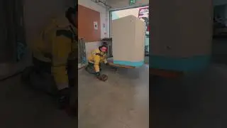 Livraison Plieuse Electrique 3h de man&oelig;uvres en 1 min de vid&eacute;o