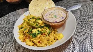 Jab kbi kuchh easy banane ka man kare toh Homestyle Paneer Veg Pulao with Boondi Raita jarur try kre
