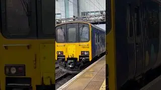 150136+150101 departs LPY with mega middle attempted Ilkley and 2 tone from driver!!!