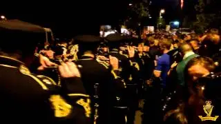 Kilcluney Volunteers Flute Band - Passchendaele (Ending their annual parade in Markethill 2013)