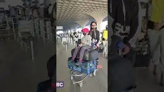 Salman Yusuff Khan with family at airport