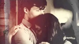 Aria/Ezra; Emily/Maya; Parachute