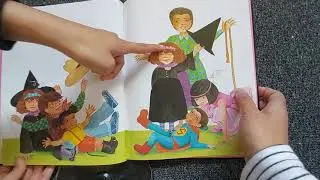 Reading Which Witch Is Which by Pat Hutchins