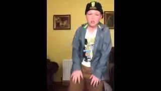 ginger chav dance fail.