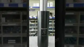 700 Bar Hydraulic Jack (Hand Pump & Cylinder) 30 Tons