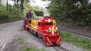 Disco Zug Santa Fe und Tf  wheely04 unterwegs in den Neckarauen