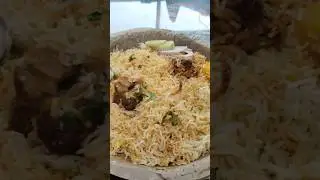 Chicken biryani and mutton biryani at zaika patna restaurant rs 140 and 200 #zaikapatnaka #foodie