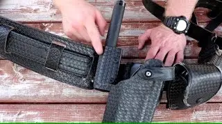 Safariland 135 Expandable Baton holder