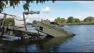 Scania Wls of the 105 Geniecompagnie waterbouw offloading an pontoon during exercise Vigourus Bison