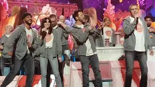 LES ENFOIRES 2020 PARIS A COTE DE TOI NOUVEL HYMNE 2020