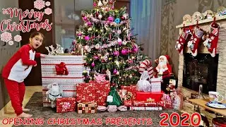 CHRISTMAS MORNING SPECIAL! Tanja Opening her Christmas Presents 2020