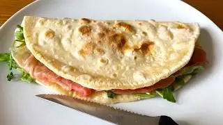No - Yeast FLATBREAD / #recipe #piadina #lellaskitchen