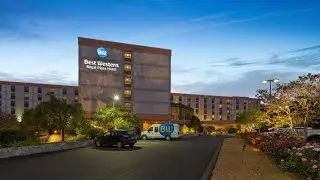 [HotelATG] Review Best Western Royal Plaza Hotel and Trade Center