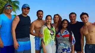 Maldives Diaries: Malaika Arora Khan and Arbaaz Khan have a splash post break-up