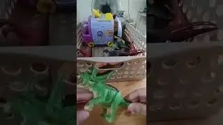 13 dinosaur toy figures - fluffy dinosaur - camper dinosaurs - giant pteranodon - raptor - and more