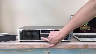 Vintage Cassette Deck TEAC V-515X