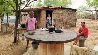 VISITA NO SÍTIO DE GRACINHA E MESTRE CÍCERO NO SERTÃO DE VERDEJANTE PERNAMBUCO. 
