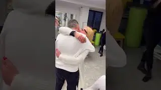 Patient proposes at Glavic Clinic/Paciente en terapia pide matrimonio en la clinica Glavic