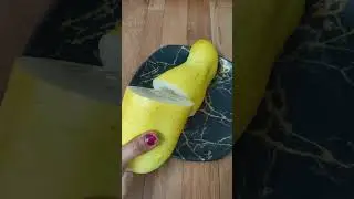 #cucumber #cucumberprank #funny #comedy #food #recipe#treabding #funnyshorts #comedyshorts