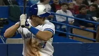 Jeff Kent hits his first Major League homer in 1992