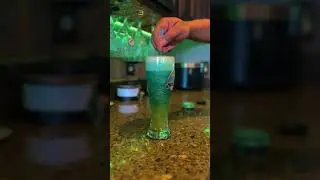 🍀 St. Patrick's Day: How to Make Green Beer 🍺 | Festive Celebration Guide! #shorts