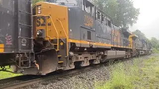 CSX M426 Starts up with 13,000 horses and 7029 with open door