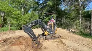 2011 John Deere 17D Compact Excavator