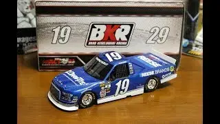 NASCAR Diecast Review - Austin Cindric 2017 Draw-Tite Truck Series 1:24