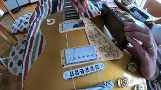 CAMBIO  DE PUENTE TUNE O-MATIC Y QUINTADO DE GUITARRA ELÉCTRICA (Nashville PBBR)