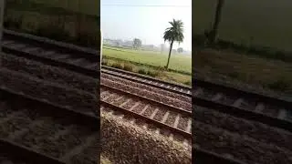 Manduadih New Delhi Superfast Special At Full Speed 130kmph ||| Morning Train🚇🚇