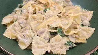Creamy Garlic Mushroom & Spinach Pasta | 15-Minute lunch and Dinner Recipe