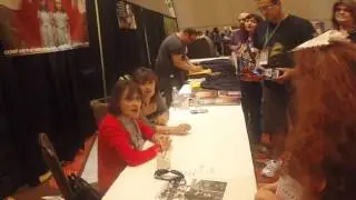 Meeting the Shining Twins at Spooky Empire Oct. 2015
