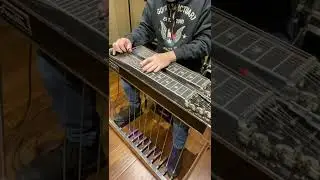 Pedal Steel Guitar Riff&rsquo;n (The Chair) George Strait #shorts #tutorial #pedalsteelguitar
