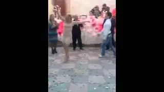 Блондинка зажигает на дагестанской свадьбе 2016