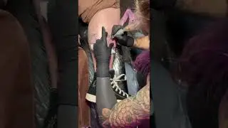 🐊 CROC TATTOO! By Freyjatattoo #tattuba #tattoo #tattooartist #shorts #croc #crocs #femaletattoo