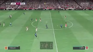 The Berbatov Spin is your friend in FIFA (FIFA 22)