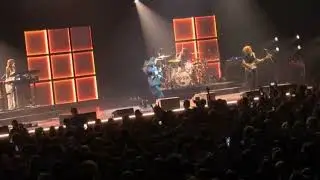 Hoshi - Femme à la Mer @Zenith (Caen), 06 novembre 2024
