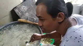 MELIHAT PROSES PEMBUATAN BASO SECARA MANUAL