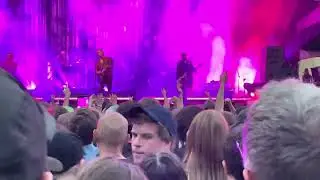 Queens Of The Stone Age - Time & Place (live 12/08/2025)