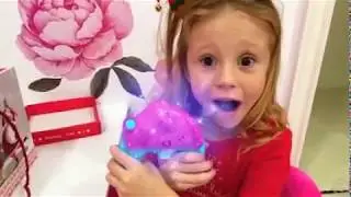 Настя и папа создали сами новую игру для детей